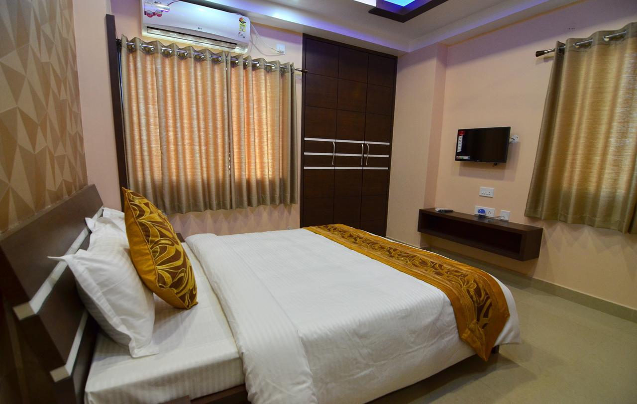 Tulip Residency Hotel Dibrugarh Kültér fotó