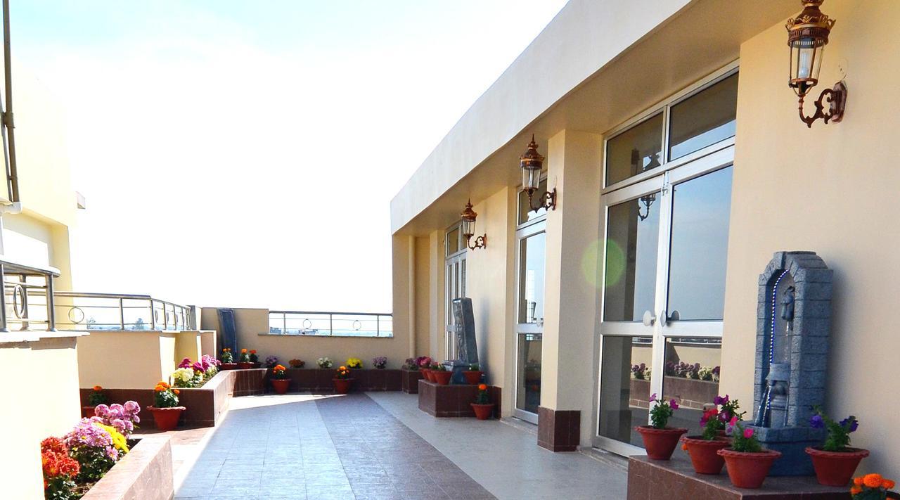 Tulip Residency Hotel Dibrugarh Kültér fotó